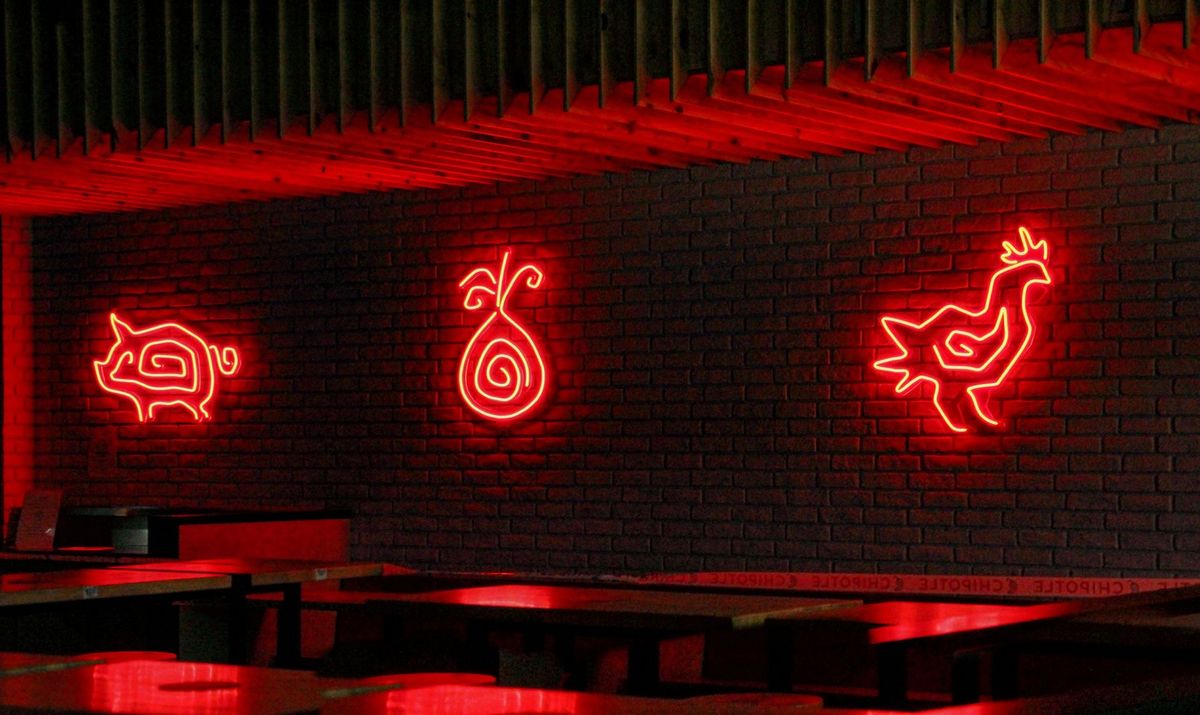 Illuminated signage: neon, LED and everything between