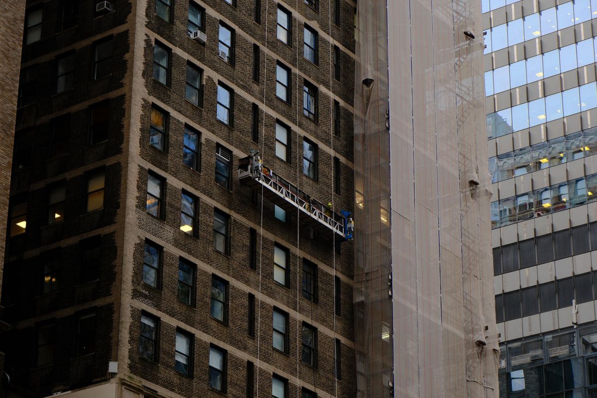 Scaffolding Mesh Banners – image 3
